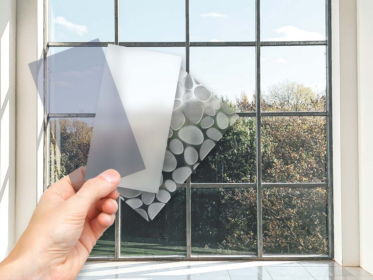 3 muestras de láminas para ventanas